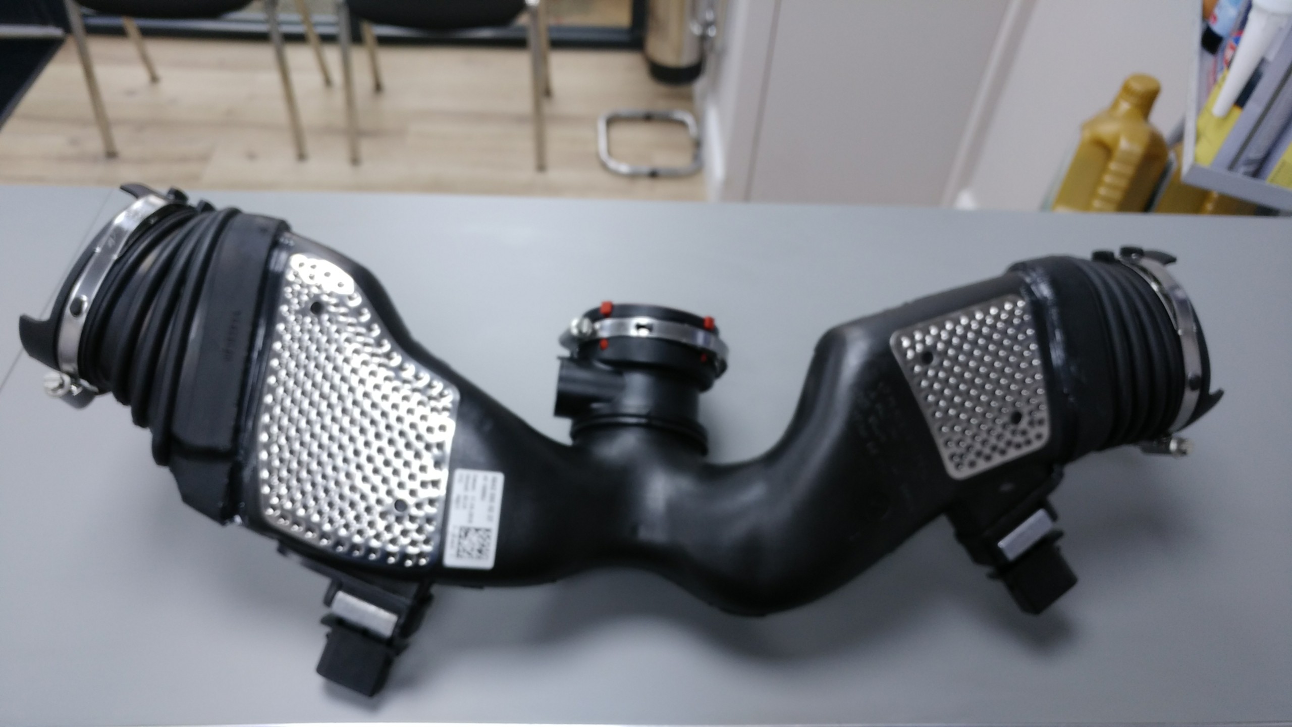 Air Mass Sensor Air Flow Sensor Fit for Mercedes-Benz OM642 V6 A6420908237