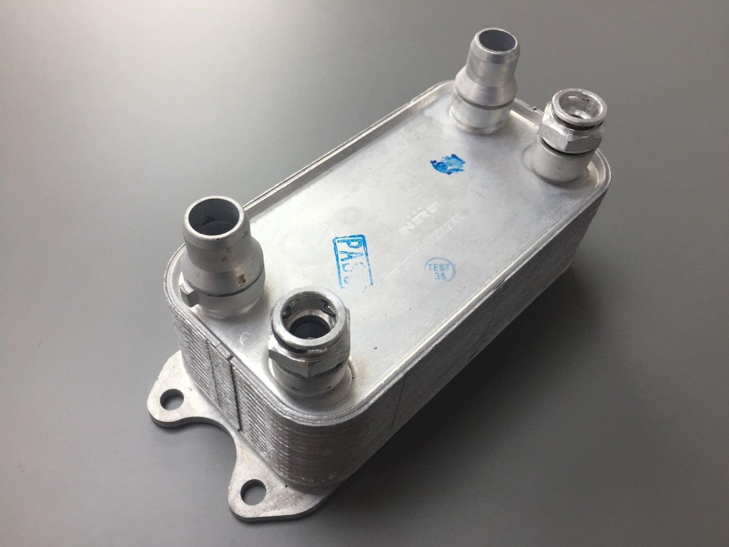 TRANSMISSION Oil Cooler MERCEDESBENZ W204,W212,C207 m651 A0995002300